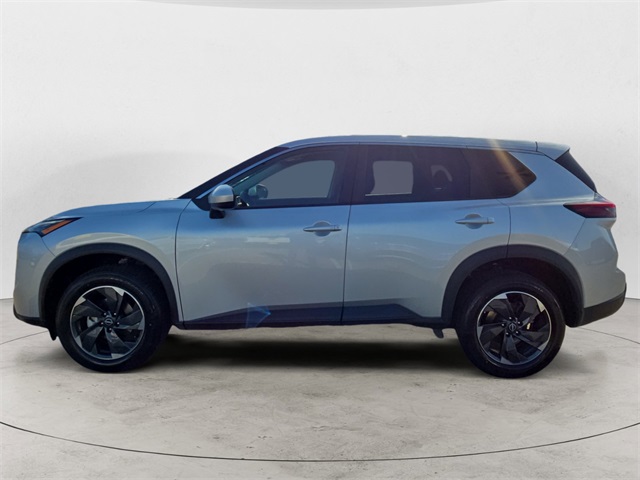 2025 Nissan Rogue SV photo 2