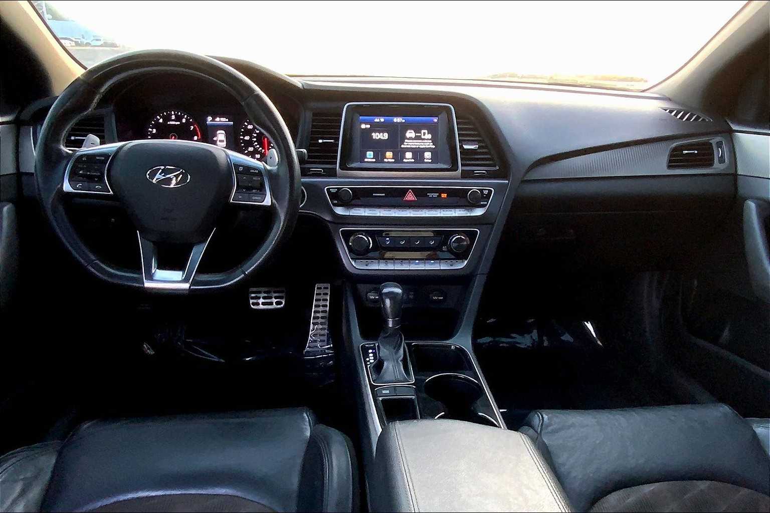 2018 Hyundai Sonata Sport photo 15