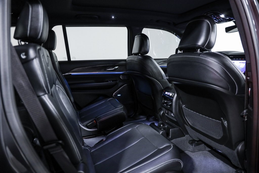 2022 Jeep Grand Cherokee Overland photo 33