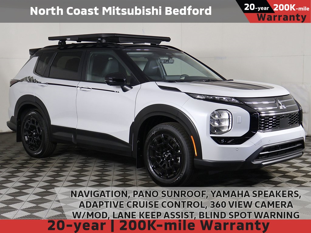 2025 Mitsubishi Outlander Trail Edition's photo