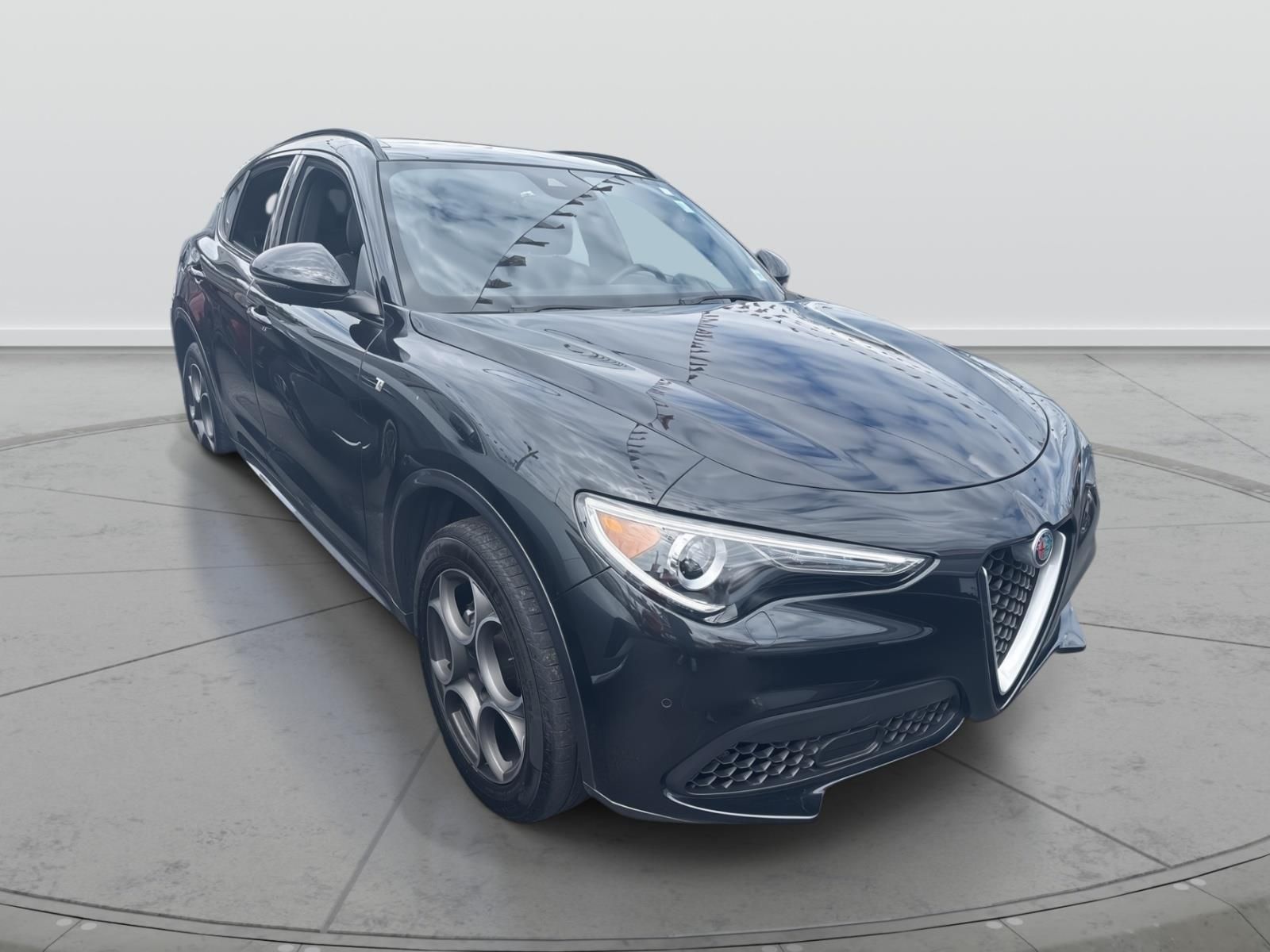 2022 Alfa Romeo Stelvio Ti's photo