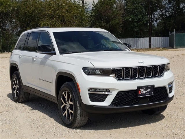 2025 Jeep Grand Cherokee Limited photo 2