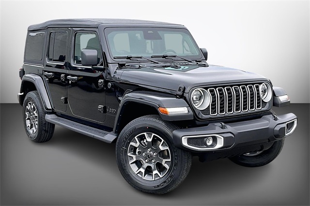 2026 Jeep Wrangler 4-Door Sahara's photo