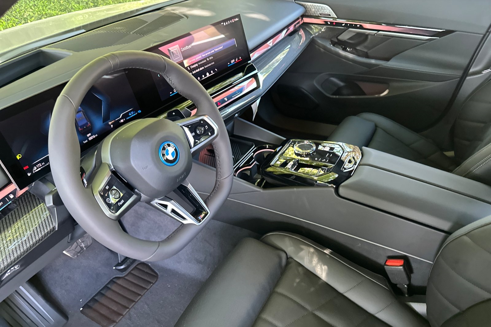 2026 Bmw 550e xDrive photo 7