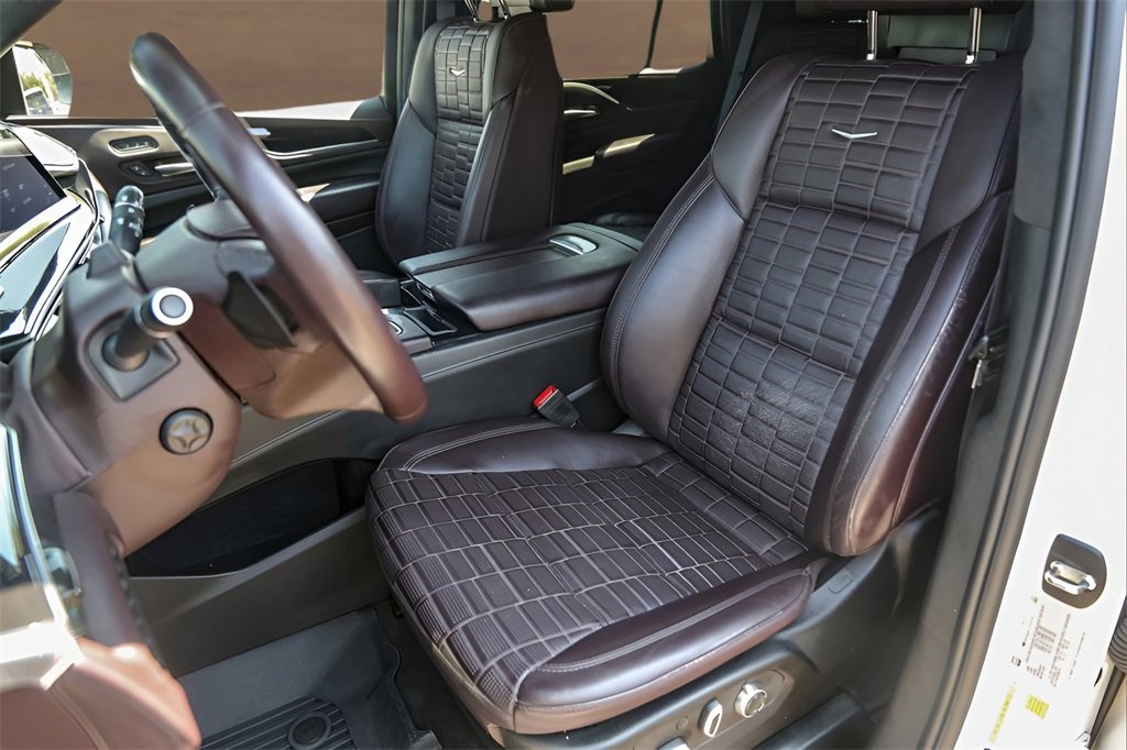 2023 Cadillac Escalade Premium Luxury Platinum photo 7