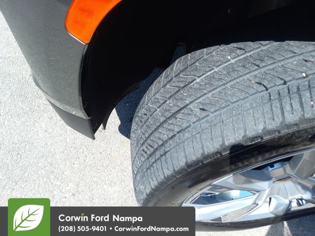 Used 2023 Green Chevrolet High Country image 37