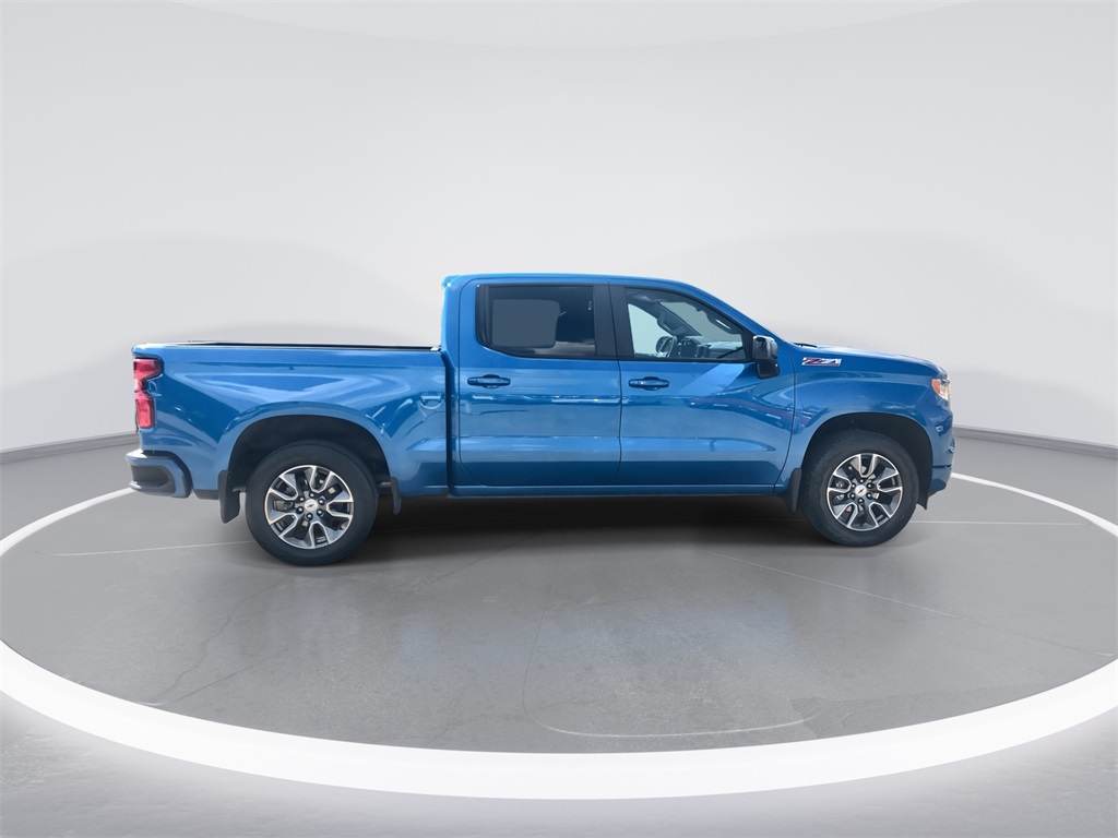 2023 Chevrolet Silverado 1500 RST photo 5