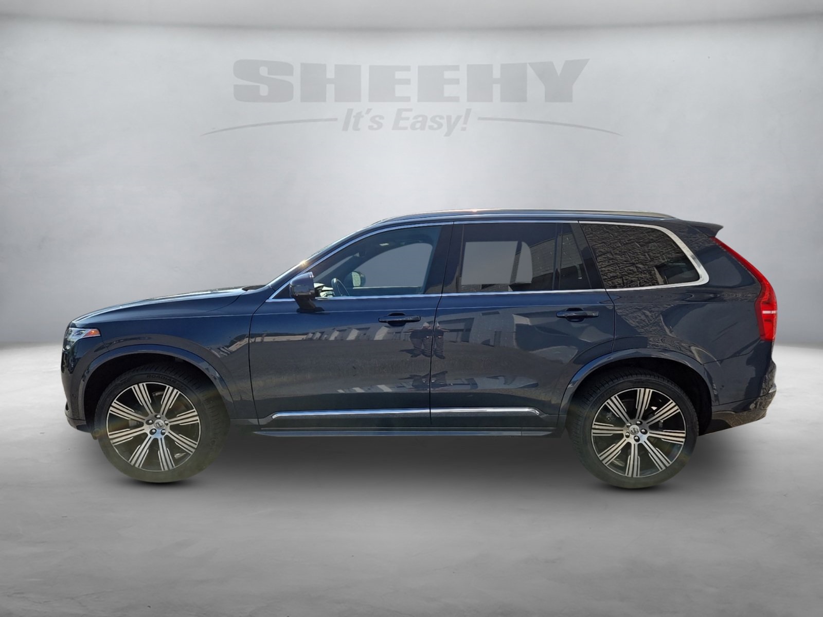 2023 Volvo XC90 Ultimate photo 4