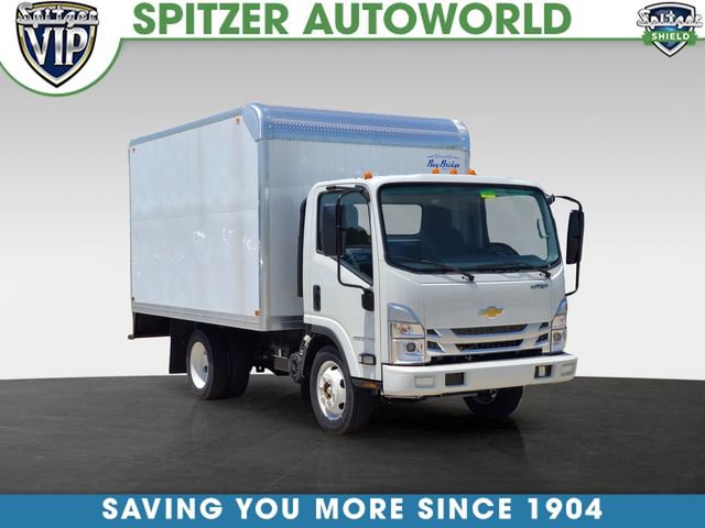 2024 Chevrolet Low Cab Forward Base's photo