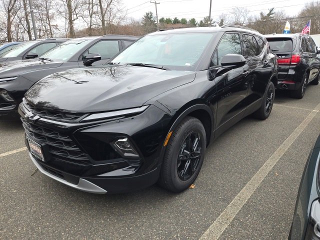 2025 Chevrolet Blazer 2LT photo 4