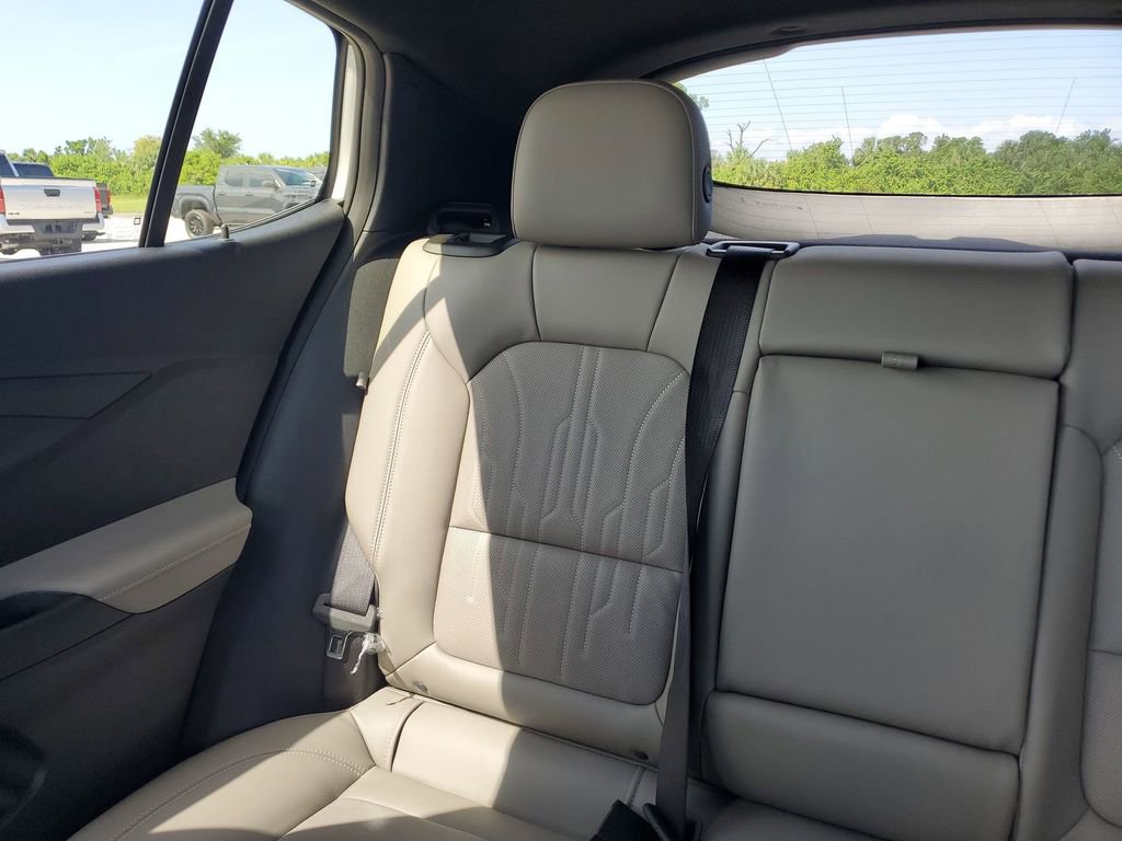 2025 Buick Envista Avenir photo 12