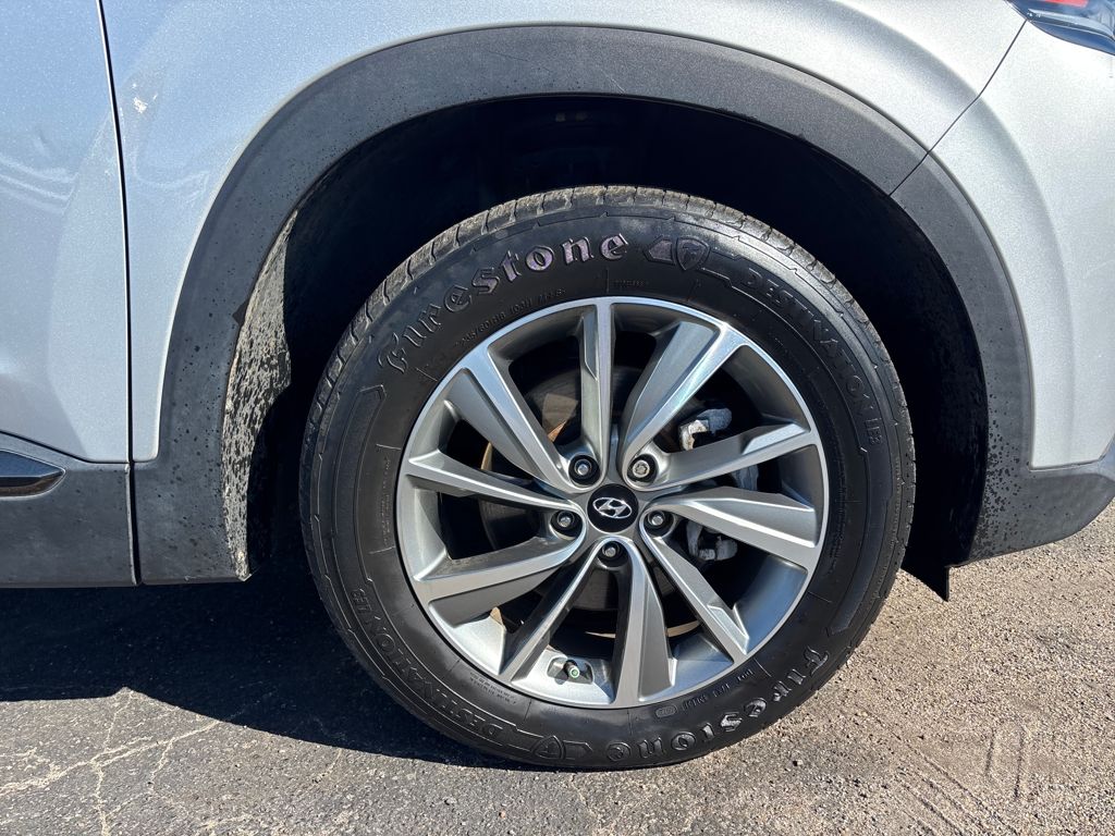 2020 Hyundai Santa Fe Limited photo 2