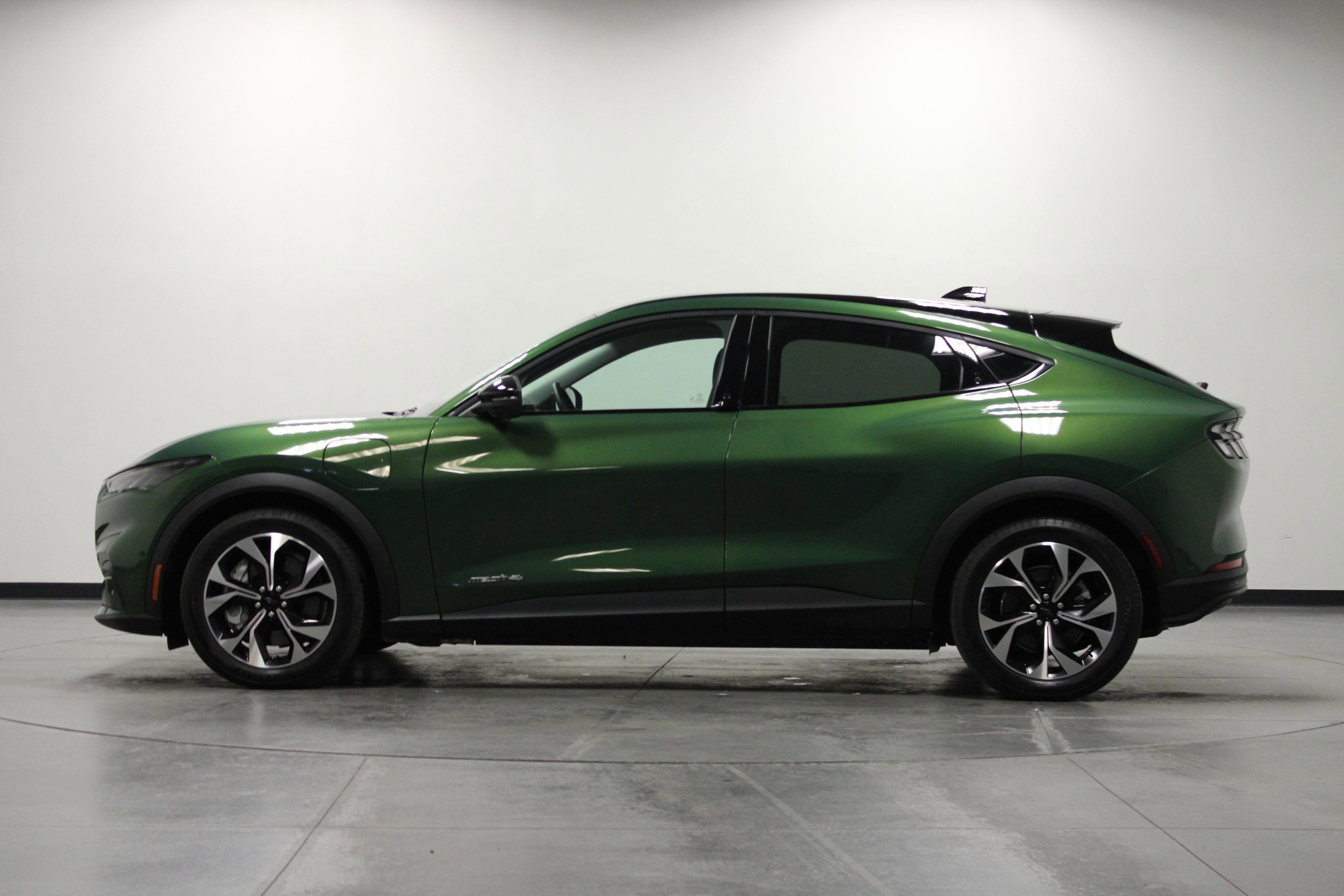 2024 Ford Mustang Mach-E Select photo 6