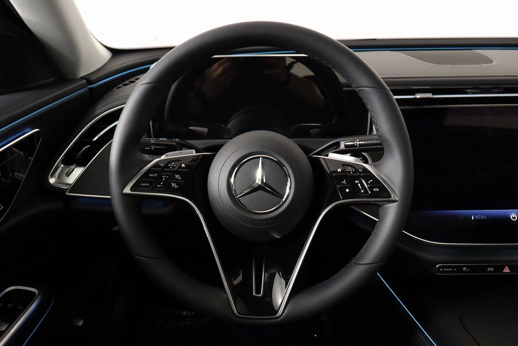 2025 Mercedes Benz E 350 4MATIC photo 16