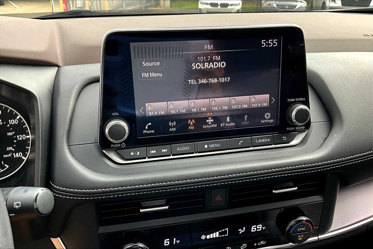 2023 Nissan Rogue SV photo 28