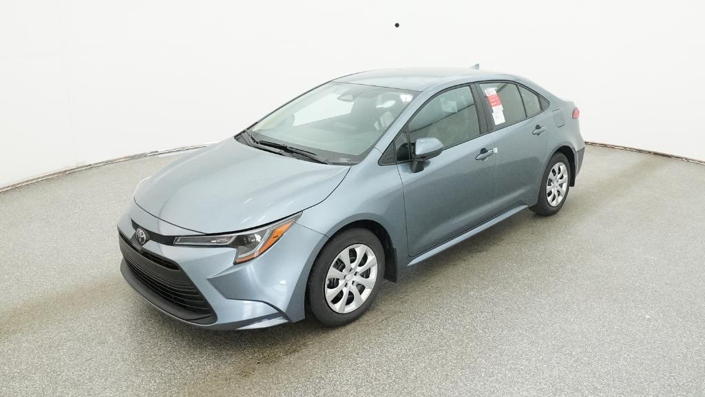 2026 Toyota Corolla LE's photo