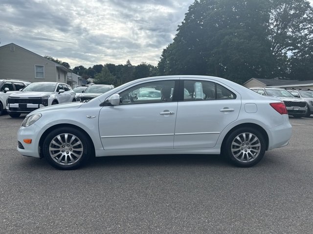 Used 2013 Suzuki Kizashi SE with VIN JS2RF9A39D6100058 for sale in Wallingford, CT