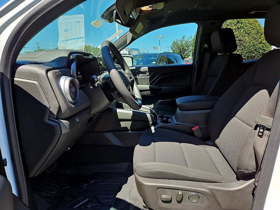 2026 Chevrolet Colorado LT photo 10