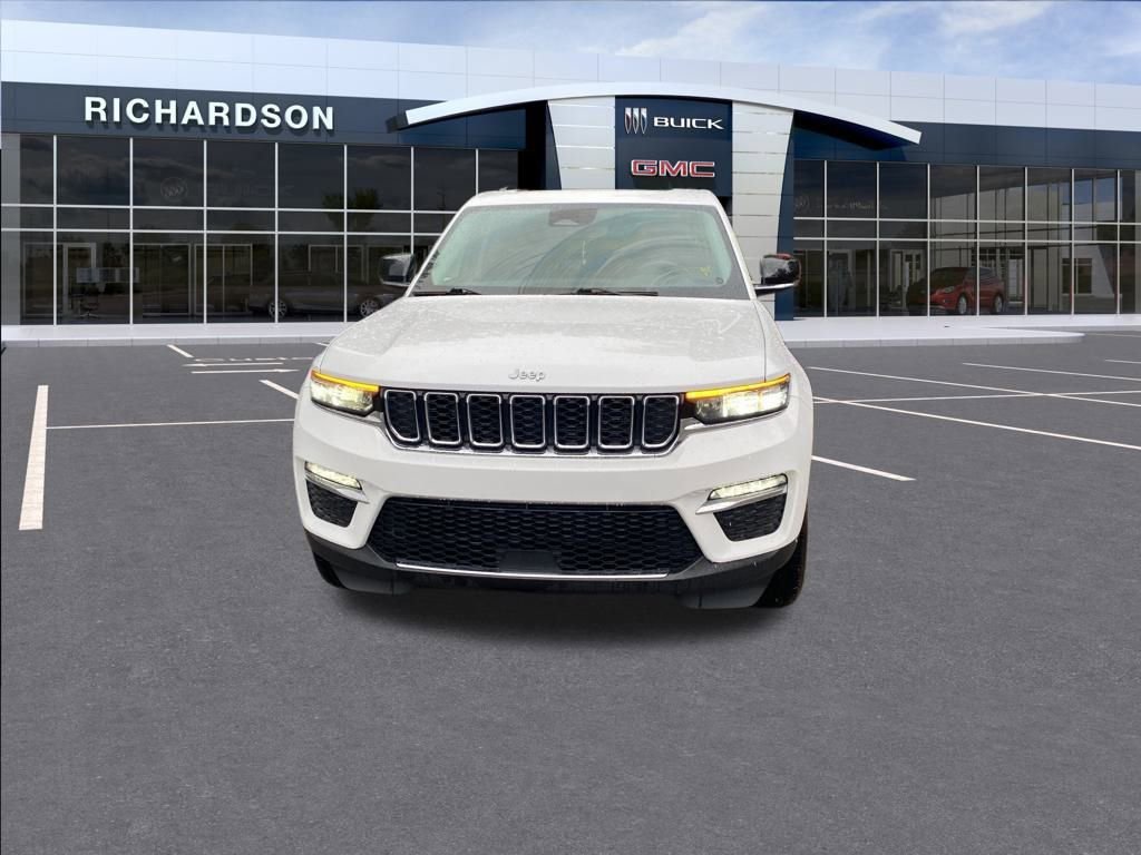 2022 Jeep Grand Cherokee Limited photo 3
