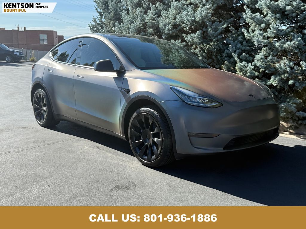 2023 Tesla Model Y Long Range photo 12