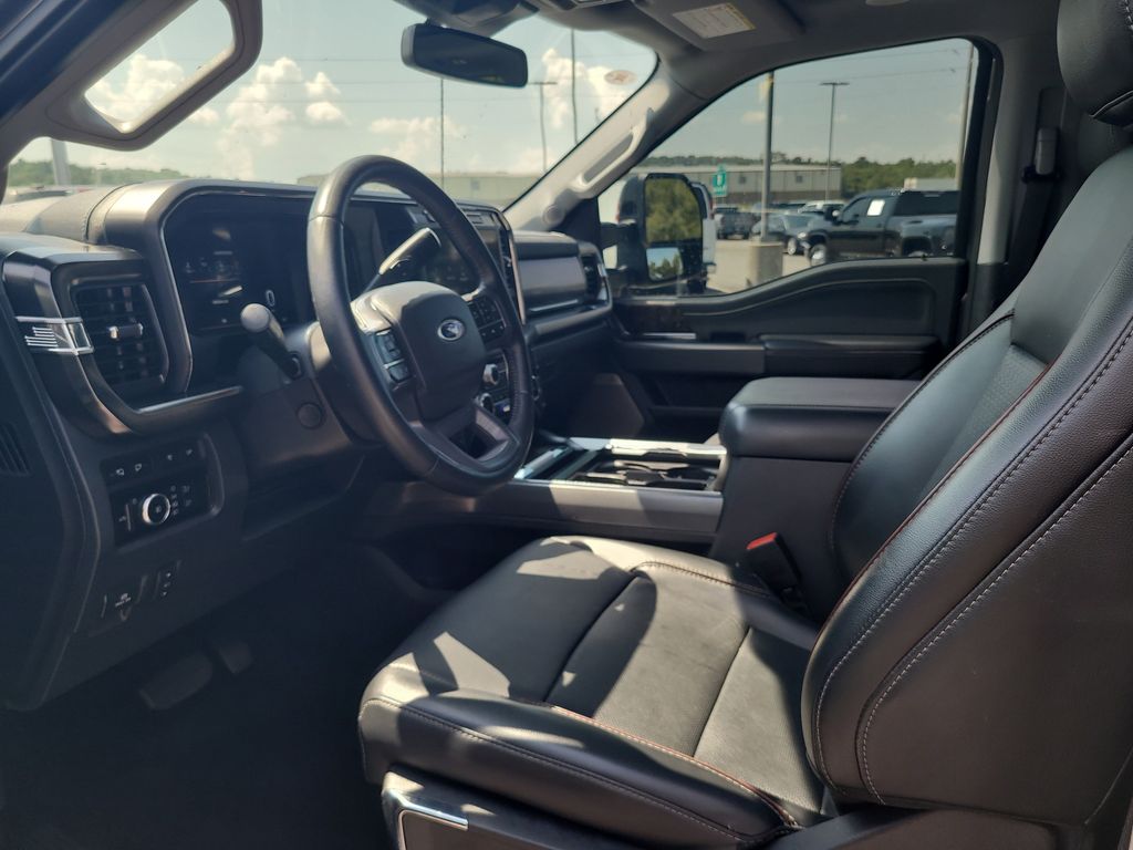 2024 Ford F-350 Lariat photo 10