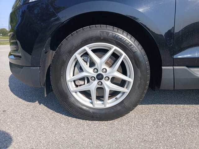 2024 Ford Edge SEL photo 9
