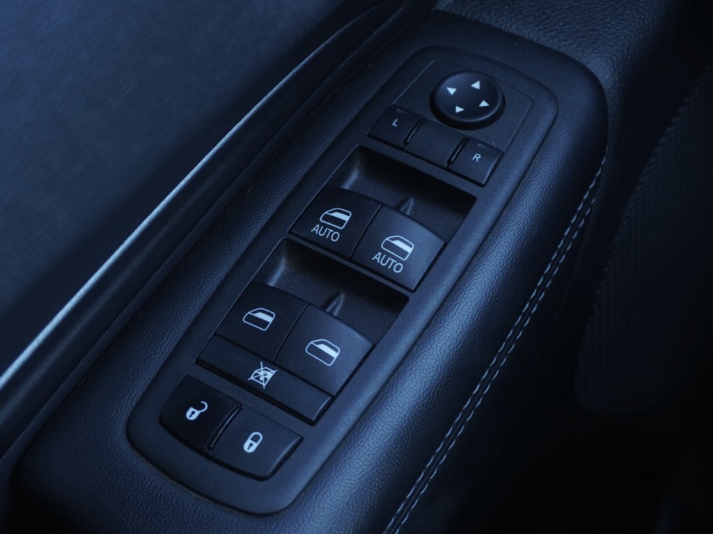 2022 Dodge Durango SXT photo 12