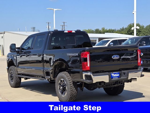 2026 Ford F-250 Lariat photo 7