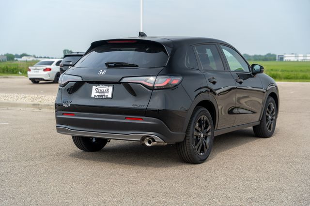 2026 Honda HR-V Sport photo 6