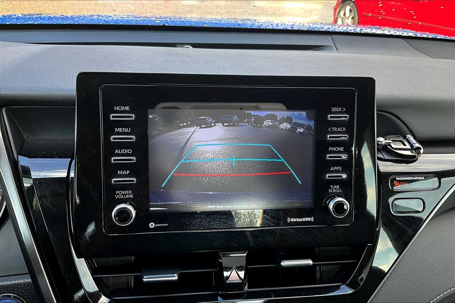 2023 Toyota Camry Hybrid SE photo 24