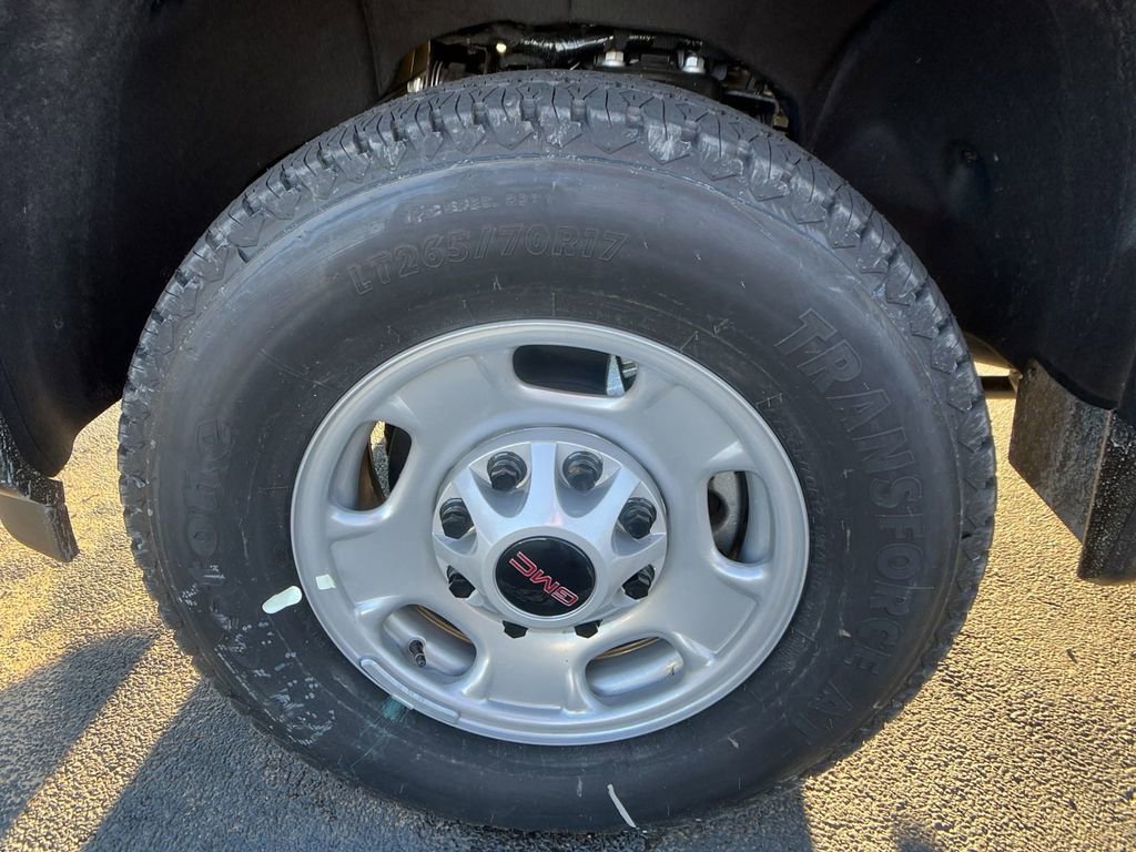 2025 Gmc Sierra 2500 HD Pro photo 8