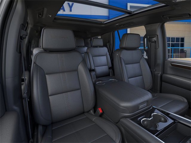 2025 Chevrolet Tahoe High Country photo 13
