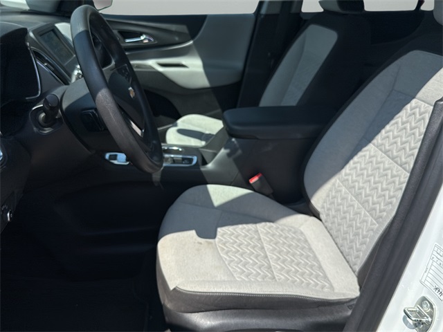 2023 Chevrolet Equinox LT photo 26