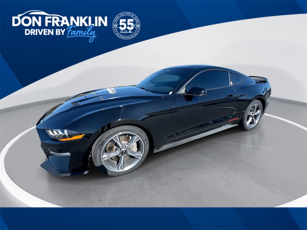 2022 Ford Mustang GT Premium's photo