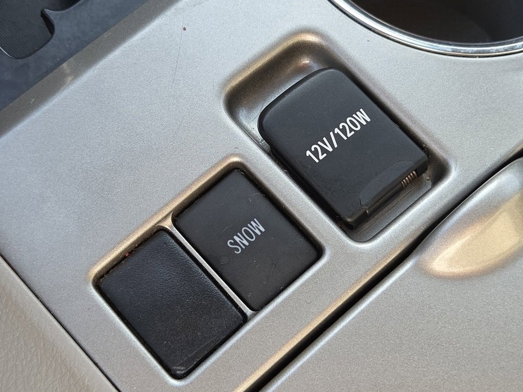 2013 Toyota Highlander Base photo 10