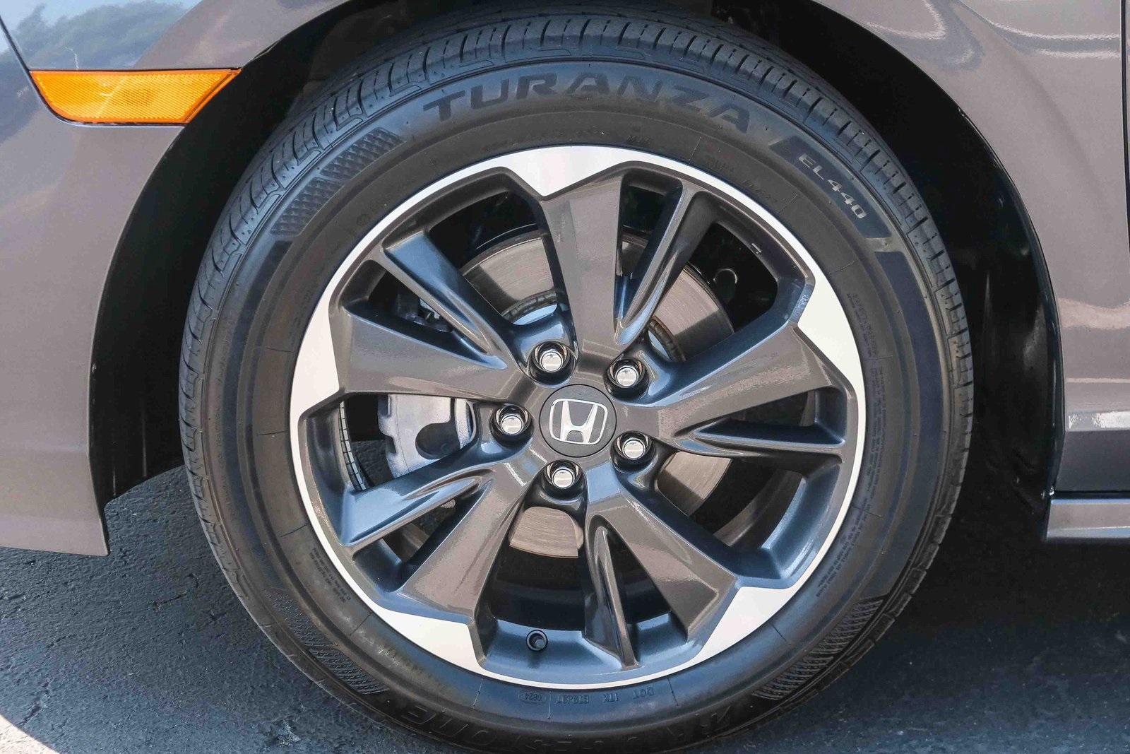 2024 Honda Odyssey Elite photo 6