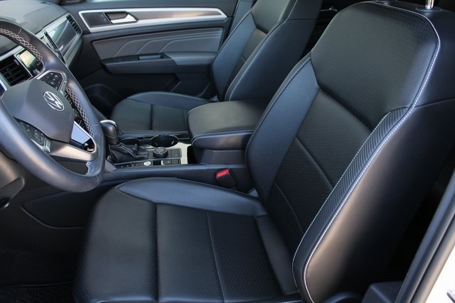 2023 Volkswagen Atlas Cross Sport SEL photo 16
