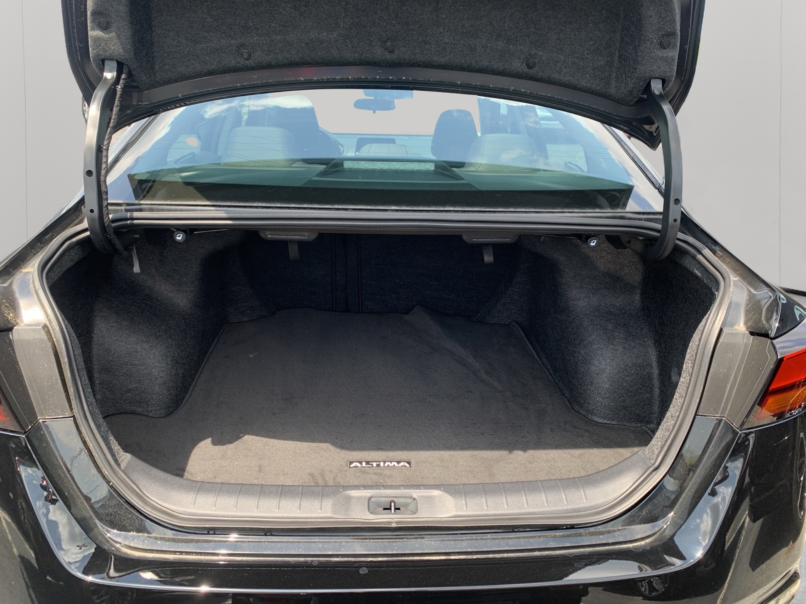 2025 Nissan Altima 2.5 S photo 26