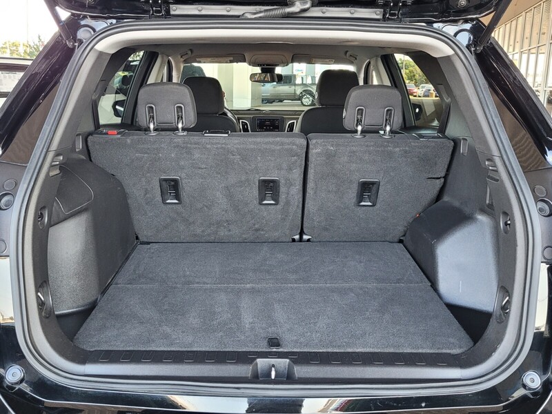 2020 Chevrolet Equinox LT photo 11