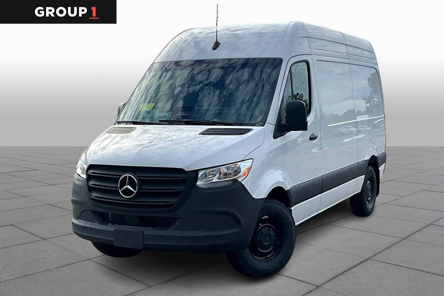2025 Mercedes-Benz Sprinter Cargo Van Base's photo