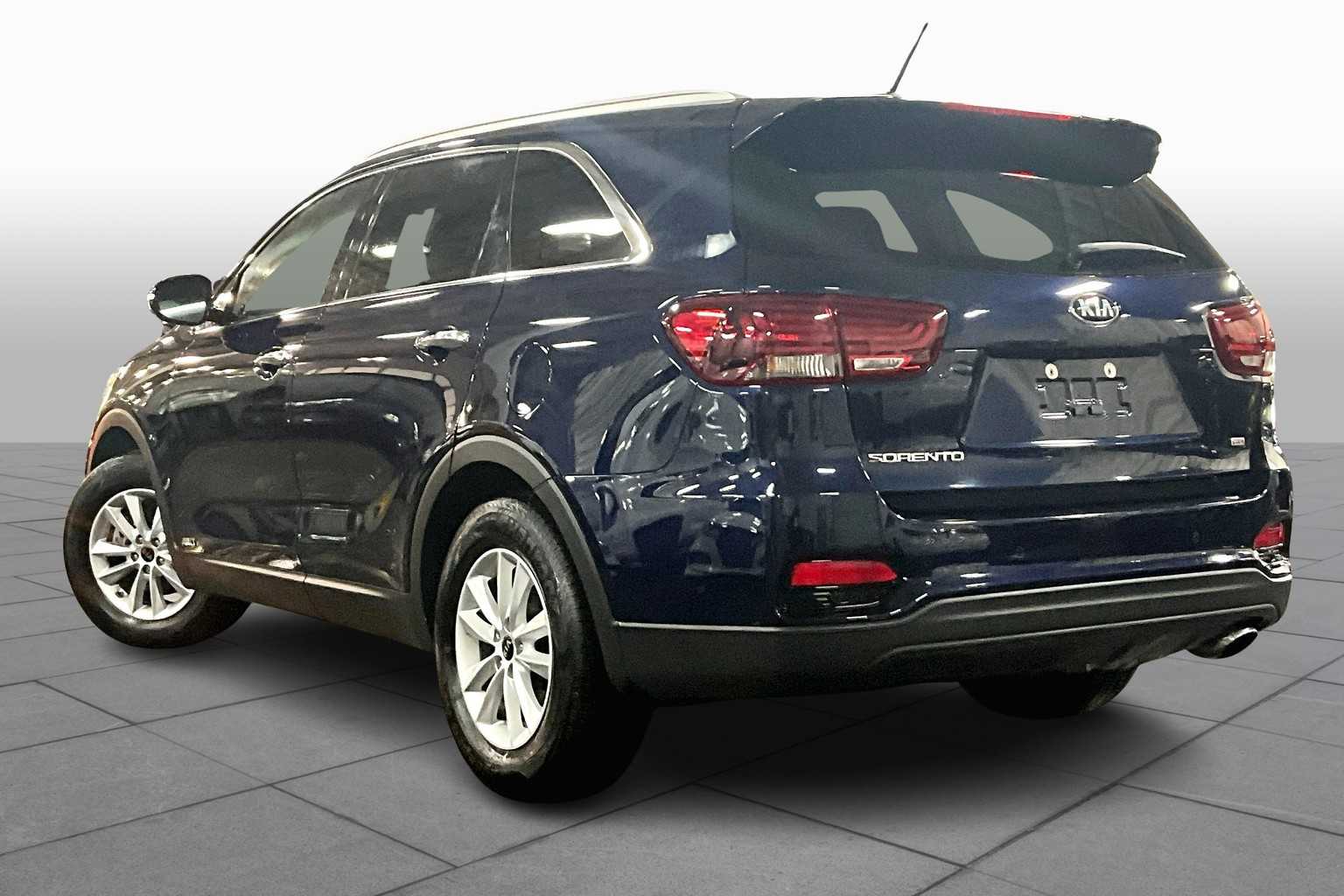 2020 Kia Sorento LX photo 11