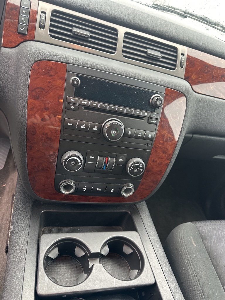 2012 Chevrolet Tahoe LS photo 3