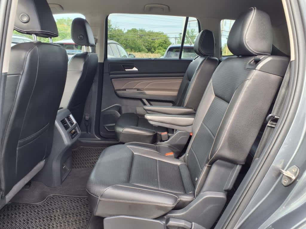 2023 Volkswagen Atlas SE Technology photo 13