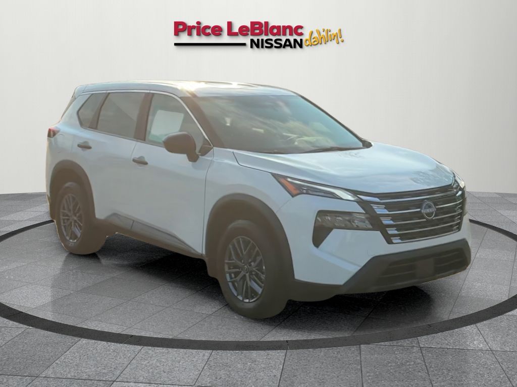 2026 Nissan Rogue S's photo