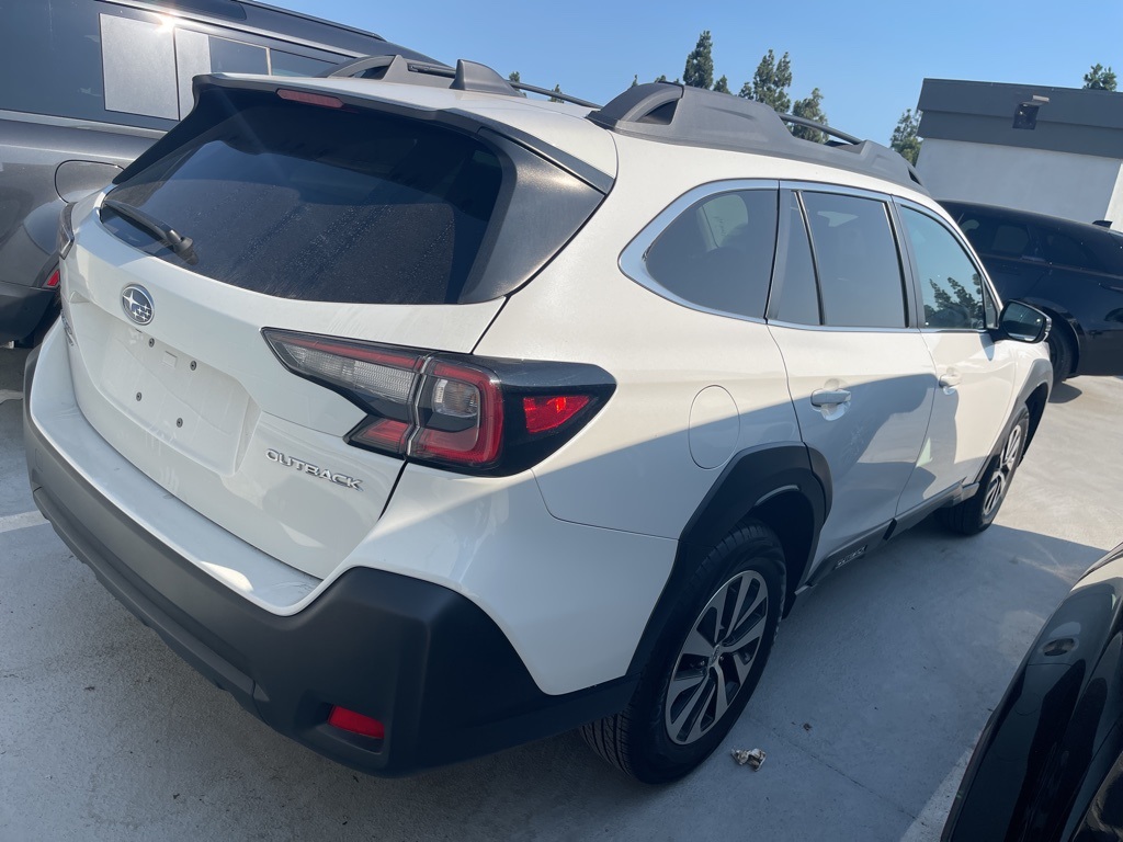 2025 Subaru Outback Premium photo 3