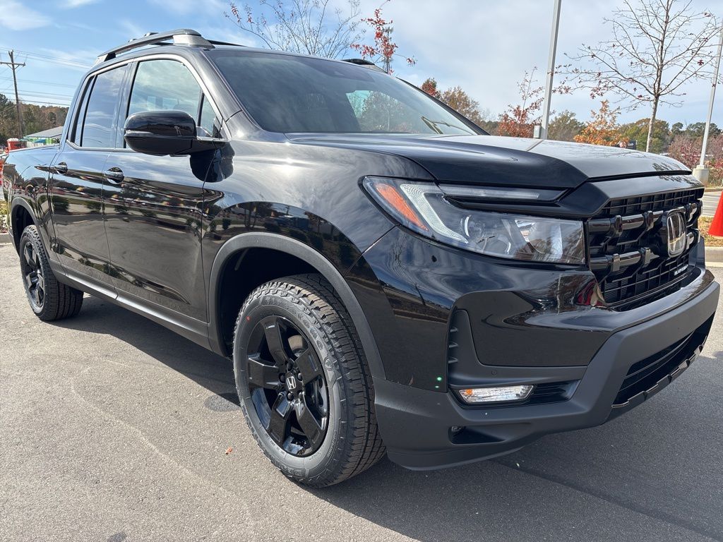 2026 Honda Ridgeline Black Edition photo 2