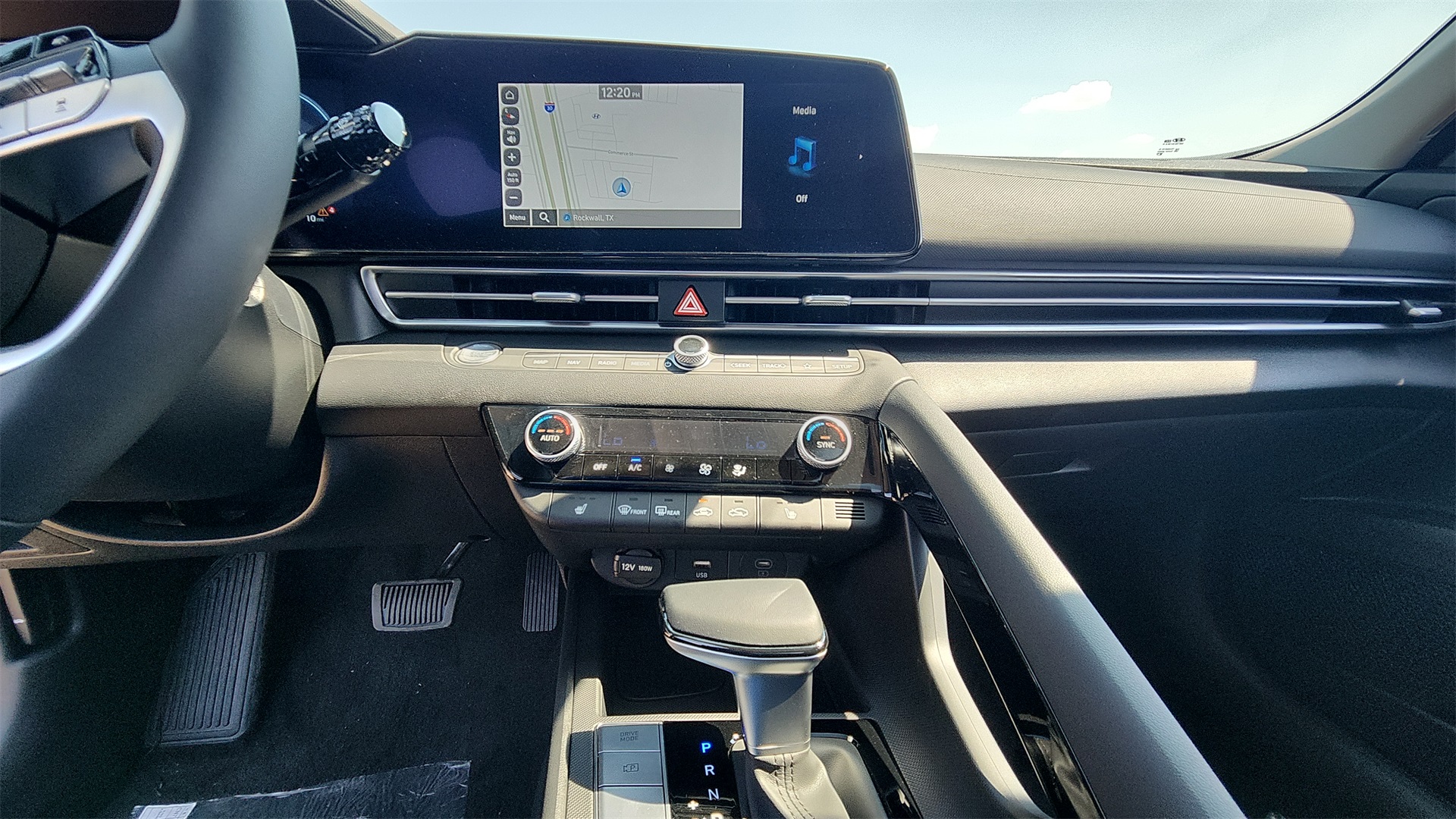 2025 Hyundai Elantra Limited photo 22
