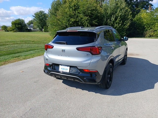 2024 Buick Encore GX Sport Touring photo 5