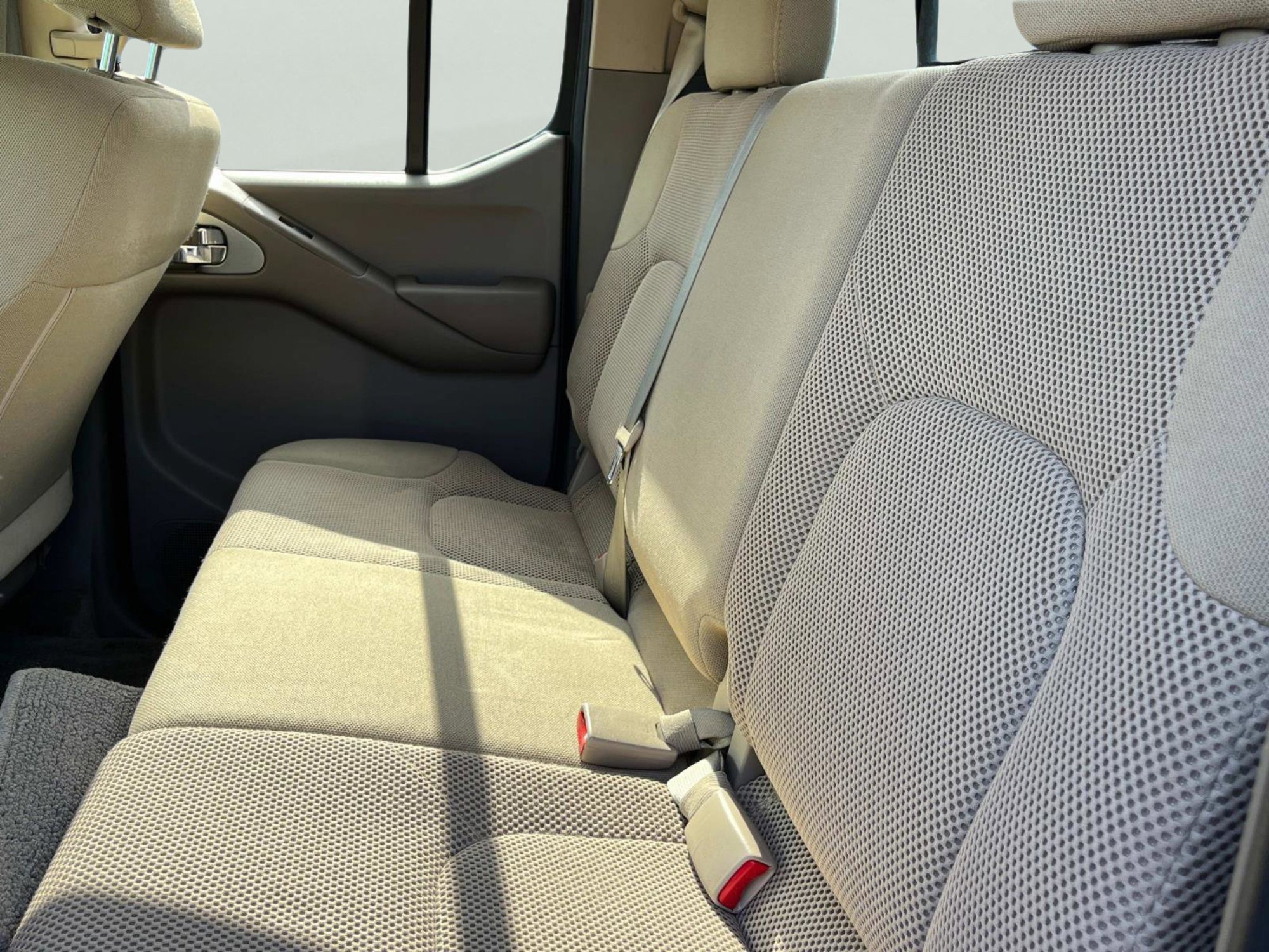 2018 Nissan Frontier SV photo 18