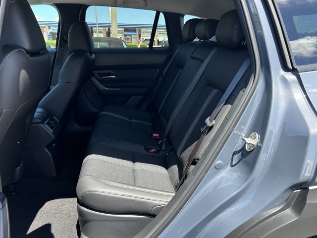 2025 Mazda CX-50 Preferred photo 9